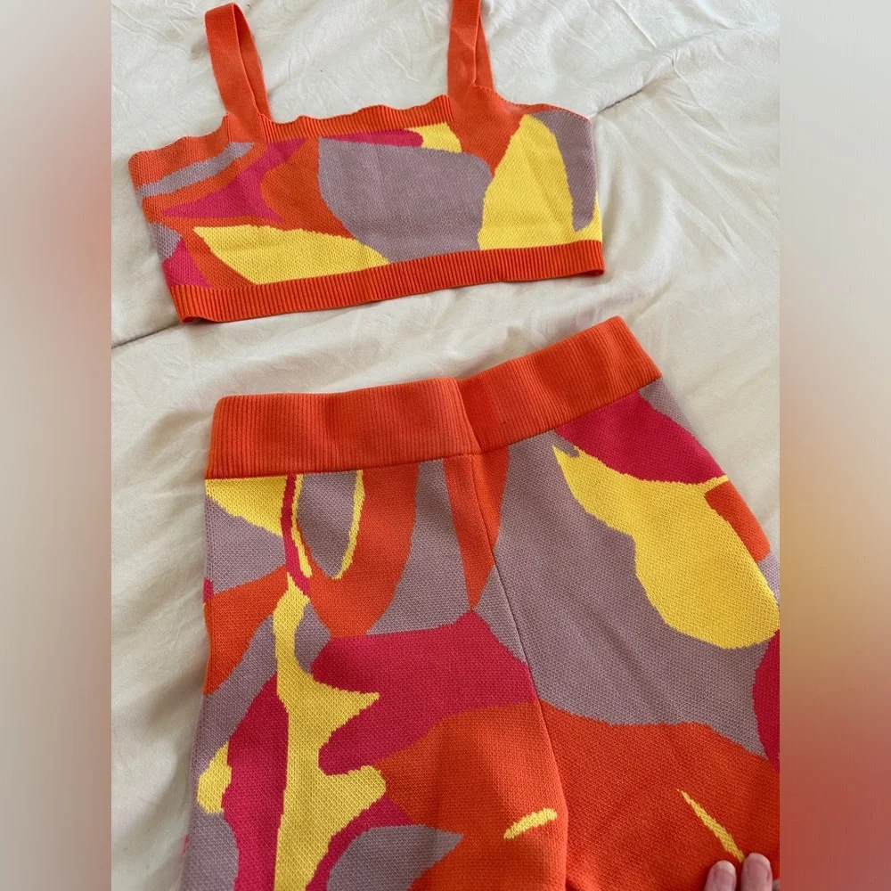 Amazon Matching Shorts Set - Picture 3 of 7